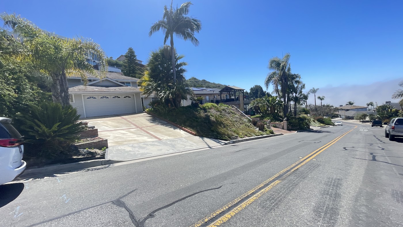 Before renovation: 525 E Avenida San Juan, San Clemente, CA, photo 05