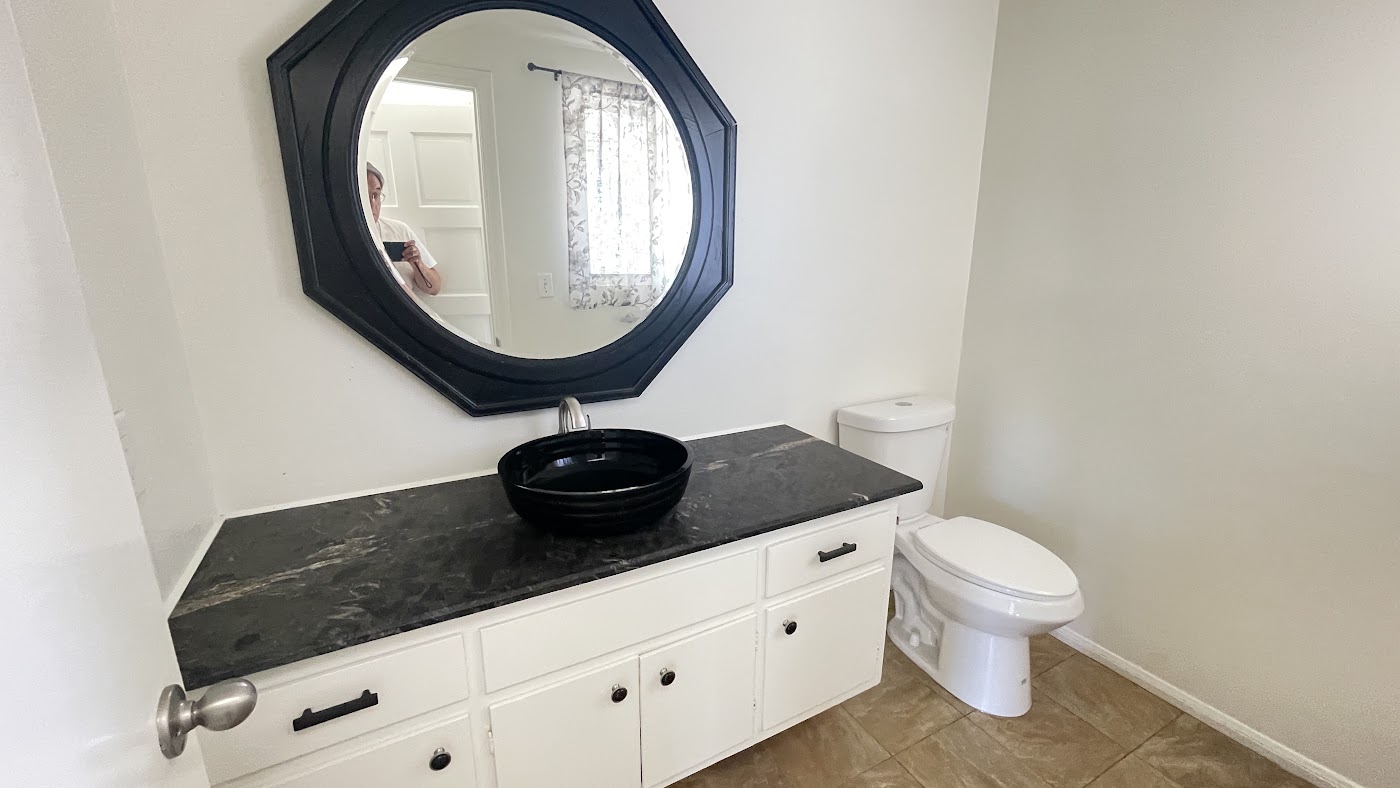 Before renovation: 525 E Avenida San Juan, San Clemente, CA, photo 20