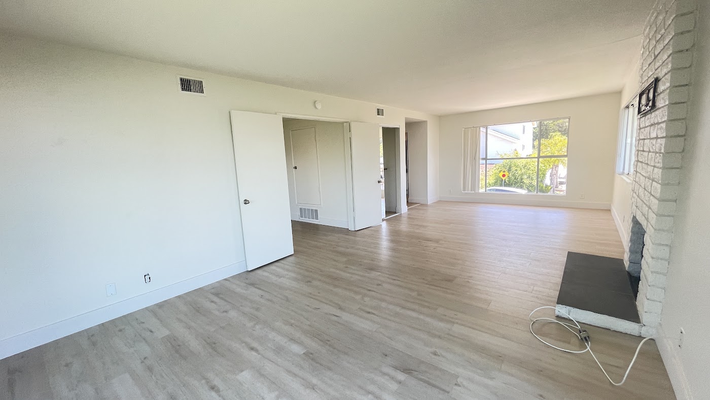Before renovation: 525 E Avenida San Juan, San Clemente, CA, photo 46